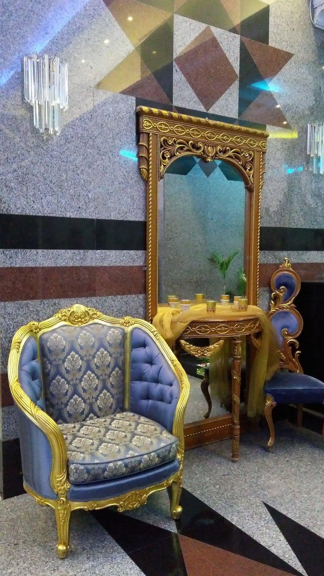 皇家皇冠套房酒店 沙迦 外观 照片